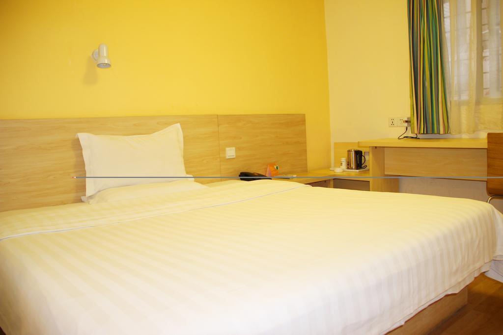 7Days Inn Wuhan Zongguan Ruang foto