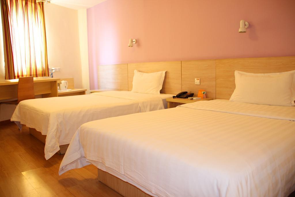 7Days Inn Wuhan Zongguan Ruang foto