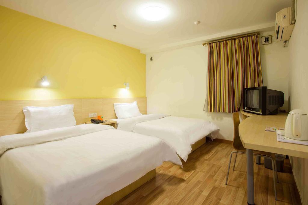 7Days Inn Wuhan Zongguan Ruang foto